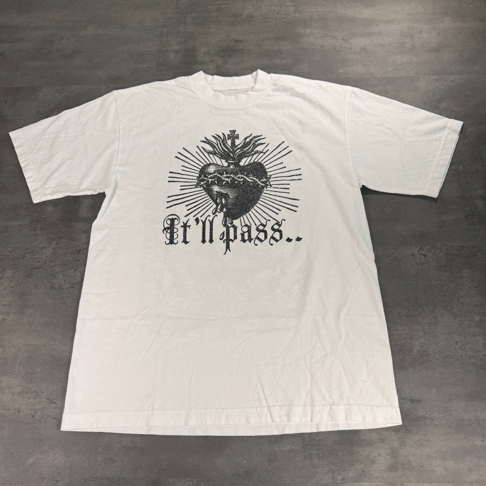 Andafterthat Fleabag T-Shirt Mens Medium White Sacred Heart Phoebe Bridge